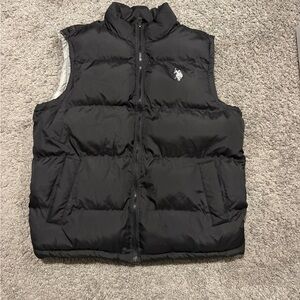 U.S. Polo Assn. Black Puffer Vest – Men’s Medium